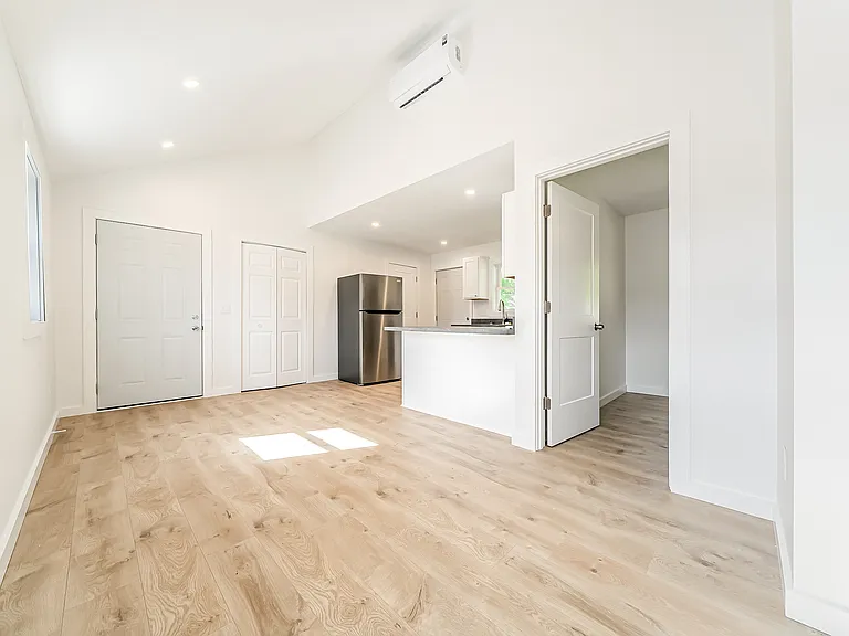 330 Abbe Rd #2 — Photo 2