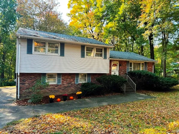 2 Short Avenue, Wolcott, CT 06716