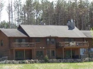 327 S Cove Rd, Hudson, WI 54016