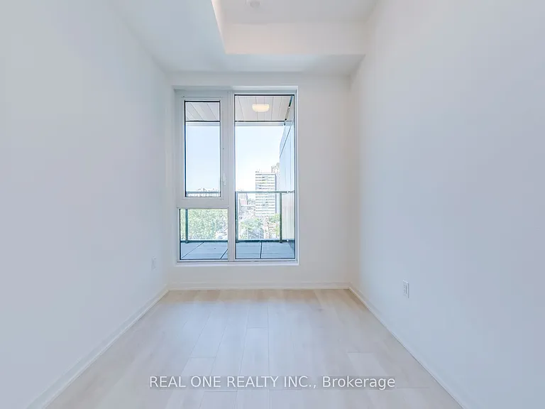 1285 Dupont St #603 — Photo 16