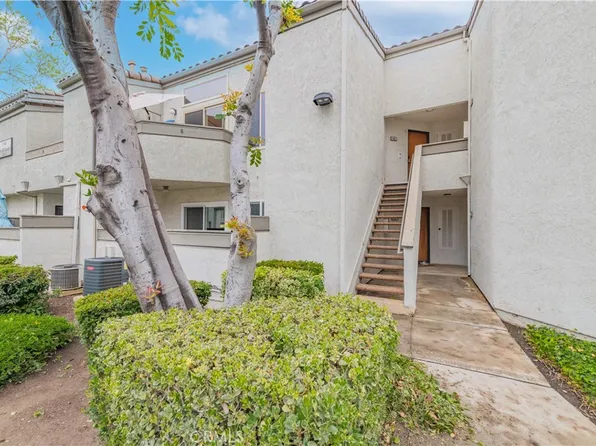 7 Town And Country Rd, Pomona, CA 91766