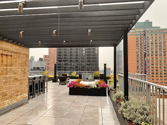 Rented by Amazon Realty Group LLC | media 1