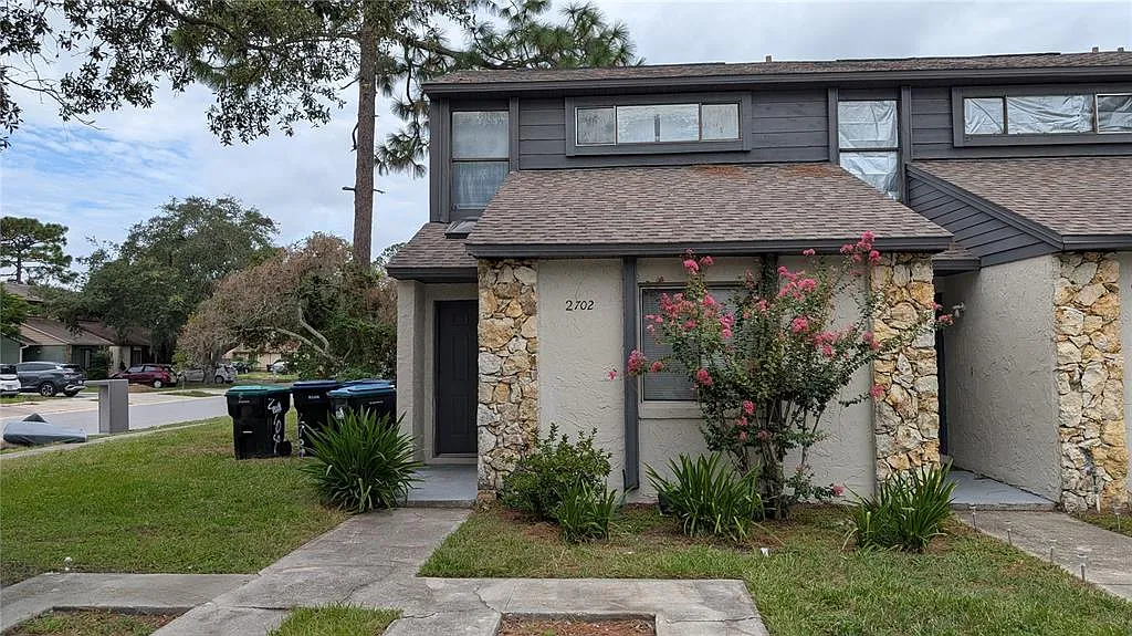 2 bed, 2.0 bath, 1106 sqft, $1,550 — Photo 1
