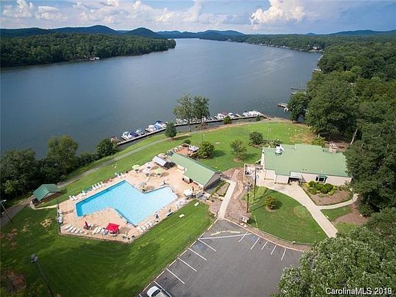 4th image of 128 Okeewemee Ct