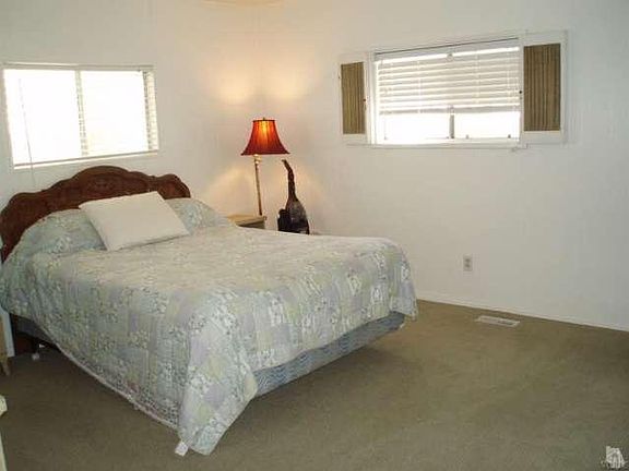5th image of 218 Madonna Ln