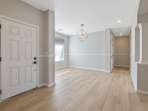 5th image of 1156 W Orange Street