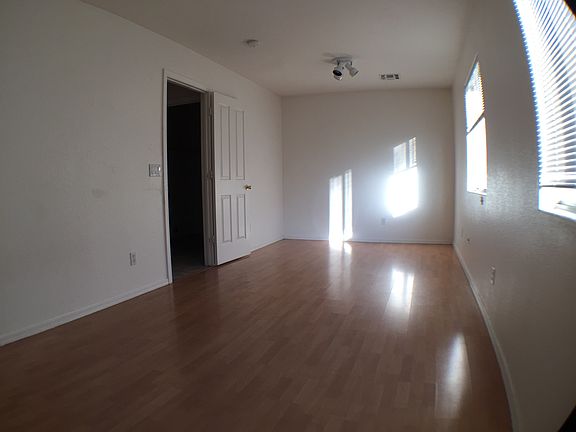 5th image of 4002 S 62nd Ln