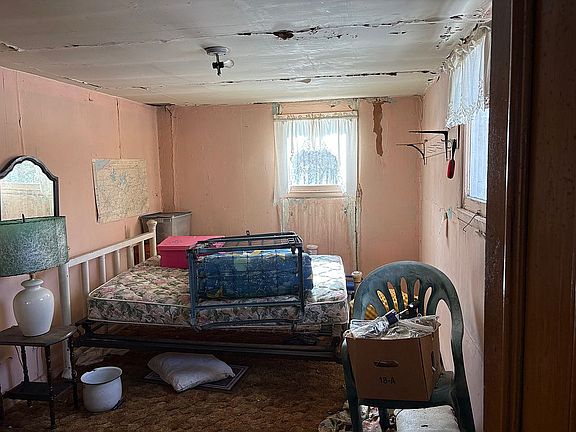 2nd image of 23 Hillcrest Ln
