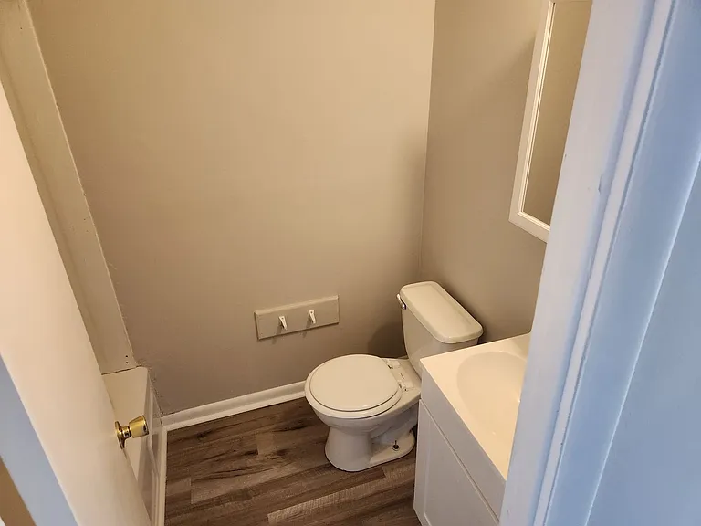 419 Homestead Rd — Photo 6