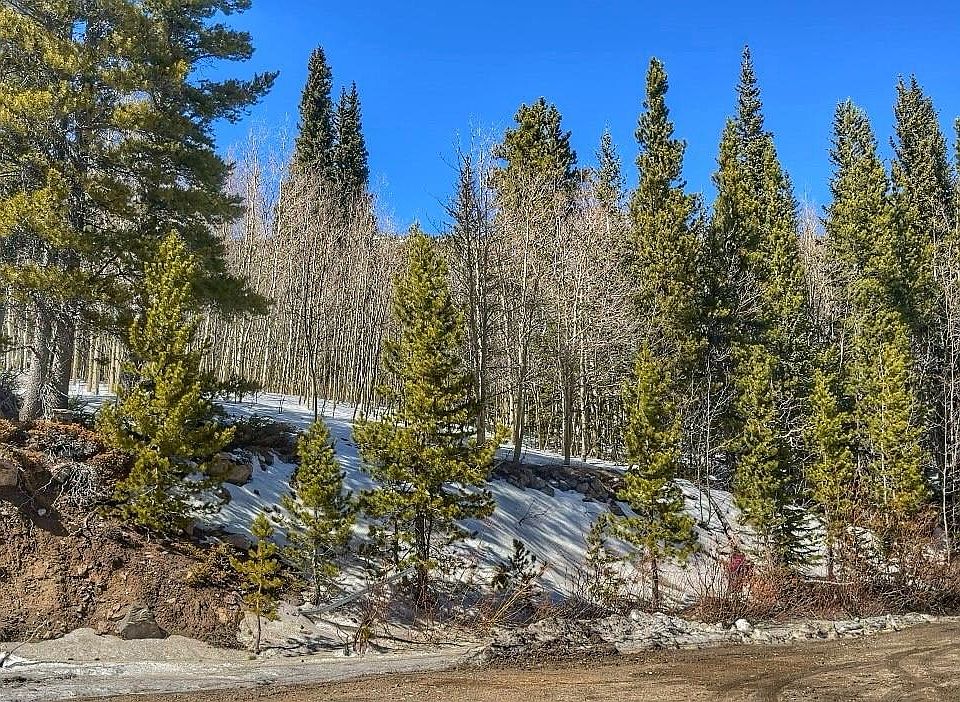 2nd image of 39 Glory Hole Road