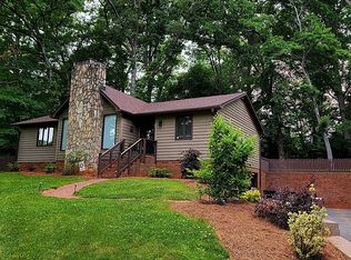 4335 Robinhood Rd, Winston Salem, NC 27106