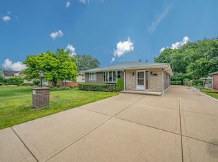 5N411 Andrene Ln, Itasca, IL 60143