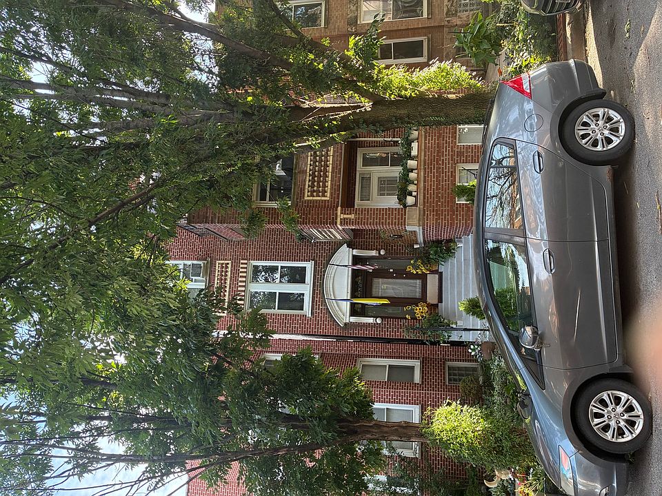 1st image of 2607 W Iowa St #1R