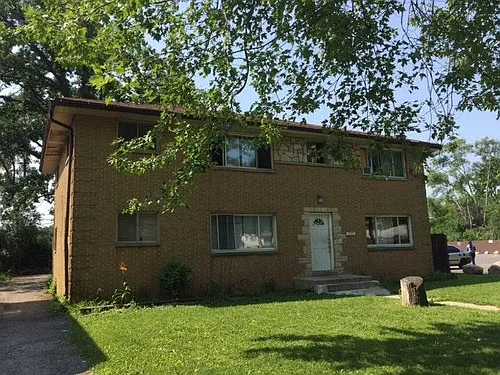 4927 W Luscher Ave #2 Photo 1