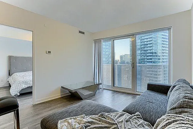 1 bed, 580 sqft, $2,750 — Photo 2