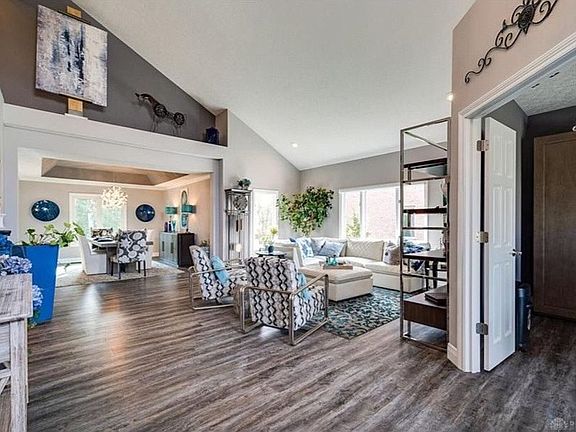 4th image of 5743 Stone Lake Dr