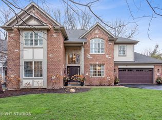 635 S Division St, Barrington, IL 60010