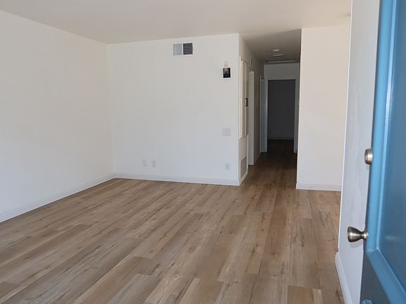 3rd image of 1720 Orinda Ct
