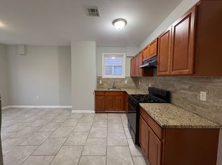 385 S 20th St FLOOR 2, Newark, NJ 07103
