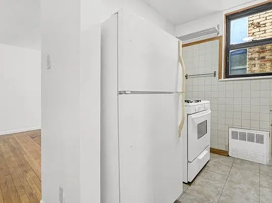 Rented by R New York | media 8