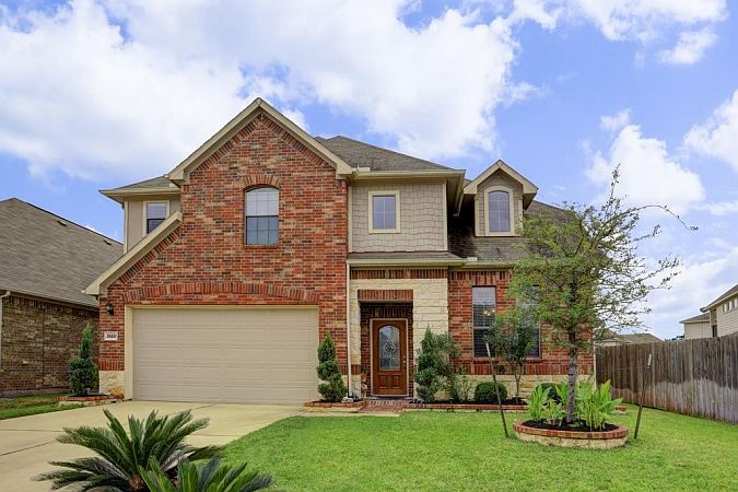 1st image of 25831 Westbourne Dr