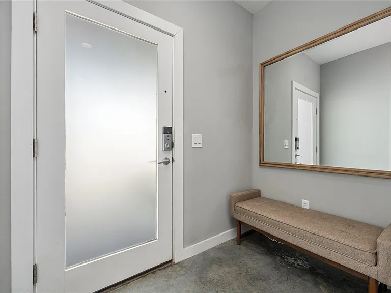 301 W Stassney Ln #12 — Photo 6