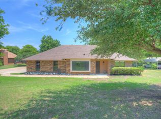 912 N Dove Rd, Grapevine, TX 76051