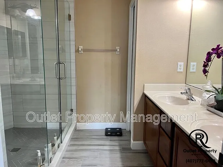 316 Coral Beach Cir — Photo 10