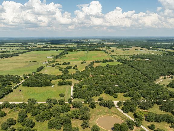 2nd image of 957 County Road 1886