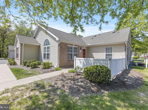 152 Point Ct, Lawrence Township, NJ 08648