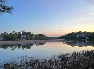 50 Ribaut Dr, Hilton Head Island, SC 29926