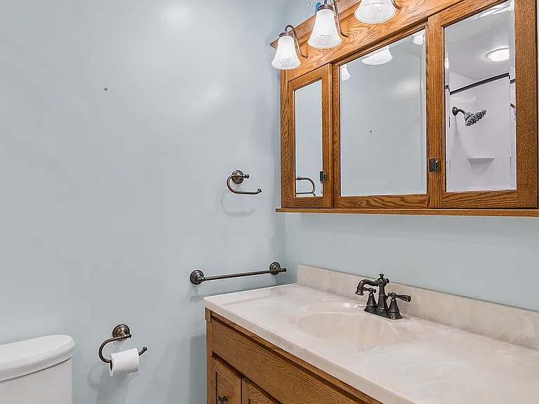 1140 Sunnyslope Dr — Photo 11