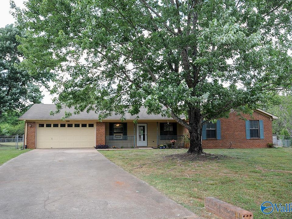 1st image of 106 Portsmouth Cir