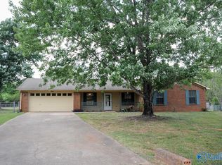 106 Portsmouth Cir, New Market, AL 35761