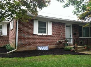 725 Hilton Dr, Lancaster, PA 17603