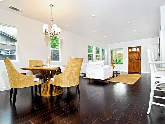 4th image of 4846 Lennox Ave