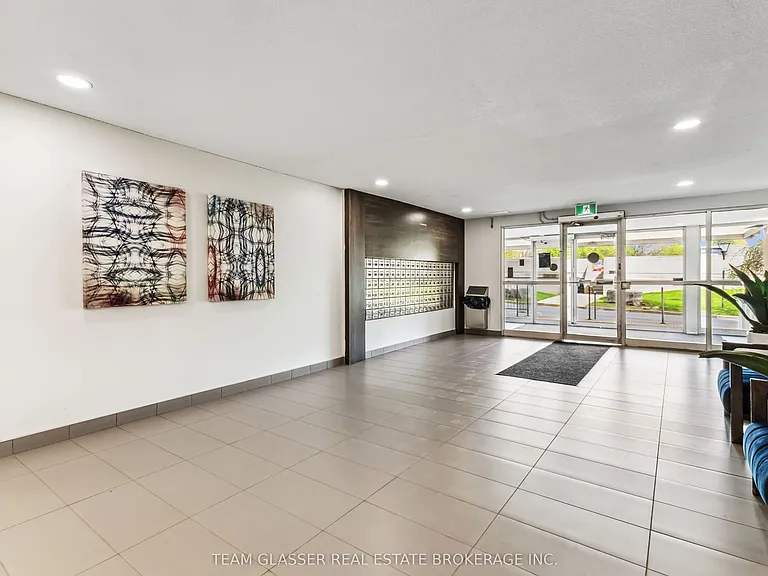 1570 Adelaide St N #224 — Photo 6