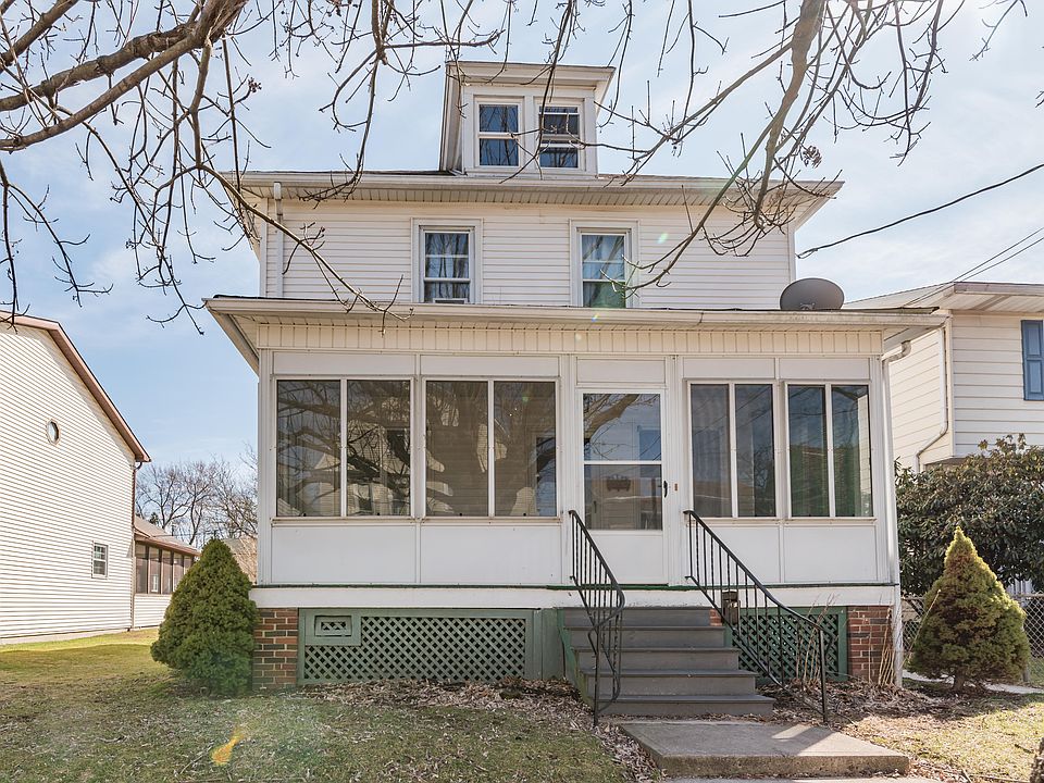 1st image of 74 N Thomas St