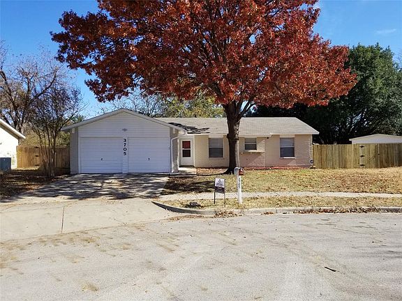 2nd image of 3705 Winslow Ct