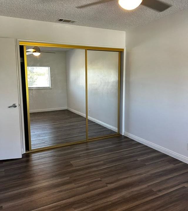 1st image of 11192 Saratoga Dr #11192