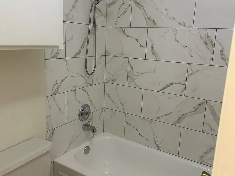 2121 Hepburn St #104 — Photo 18