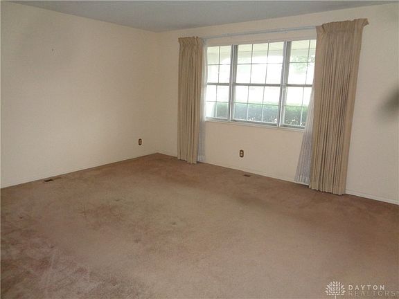 2nd image of 504 Warm Springs Dr