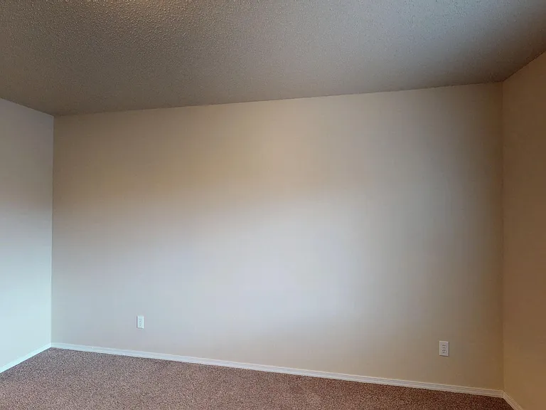 Sierra Vista Apartments — Photo 83