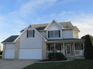 939 Schroll Dr, Forsyth, IL 62535