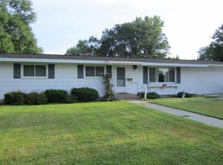 601 E Webster St, Prairie Du Chien, WI 53821