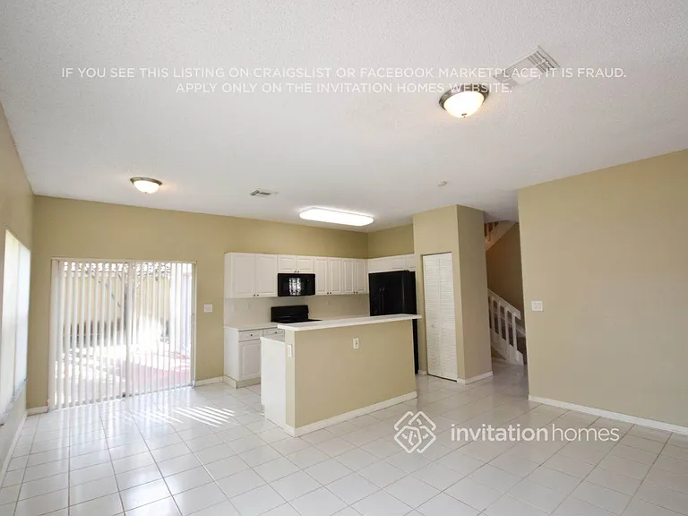 4415 SW 153rd Ave — Photo 4