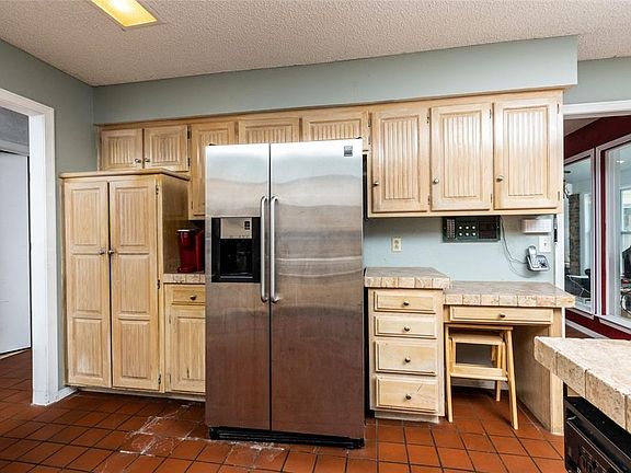 5th image of 3114 Westwood Dr