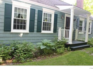 1885 Litchfield Tpke, Woodbridge, CT 06525