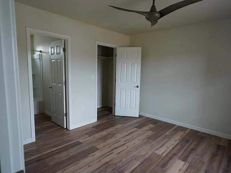 5860 W Santa Ana Ave — Photo 15