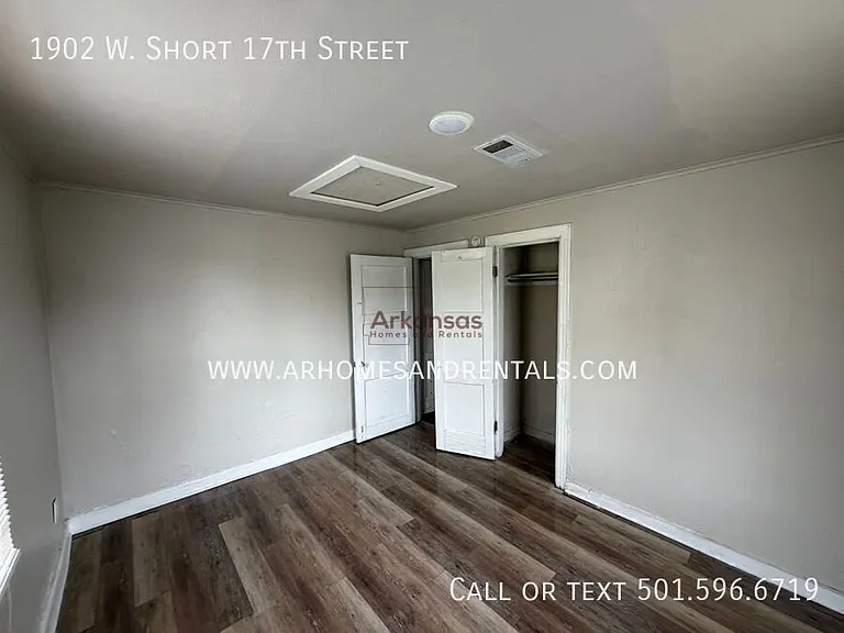 1902 W Short 17th St — Photo 9